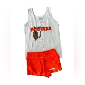 Hooters Uniform